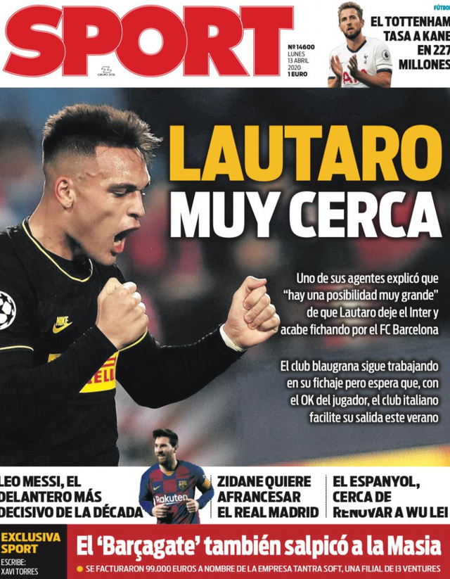 足球国足公开训练吸引千名球迷现场加油（国足公开训练现场迎来上千球迷助威）