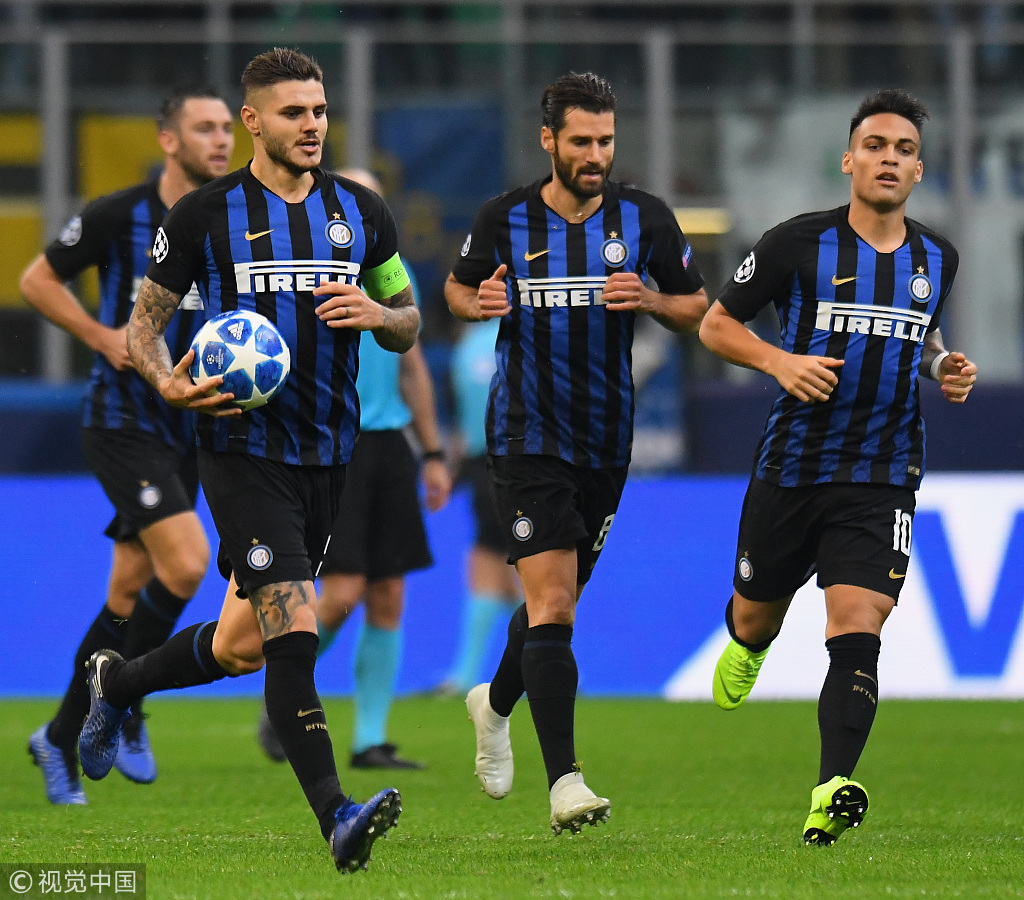 汉密尔顿：最喜欢内马尔和维尼修斯；欣赏梅西的技术（汉密尔顿：钟爱内马尔与维尼修斯，赞赏梅西技术）