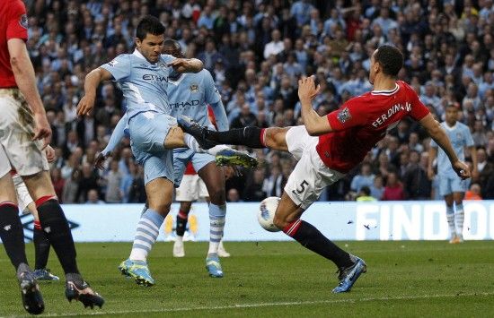 受到撞击影响？米切尔第三节仅5中2，得到4分1板1助（被撞影响发挥？米切尔第三节手感欠佳，5投2中拿下4分1篮板1助攻）