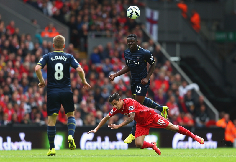 佩德里：梅西是历史最佳球员，希望有朝一日与他再次并肩作战（佩德里称梅西为史上最佳，期待未来再度并肩作战）