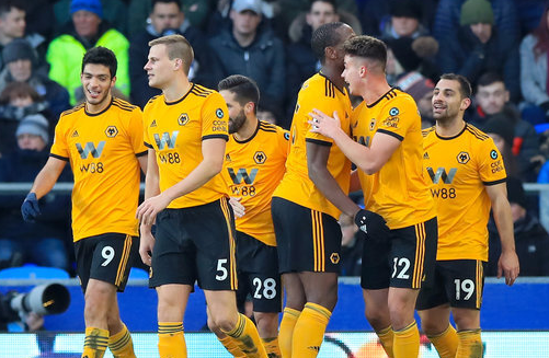 2025赛季足协杯现场观众总人数为505278人次，场均8020人（2025赛季足协杯累计观众505278人次，场均8020人）