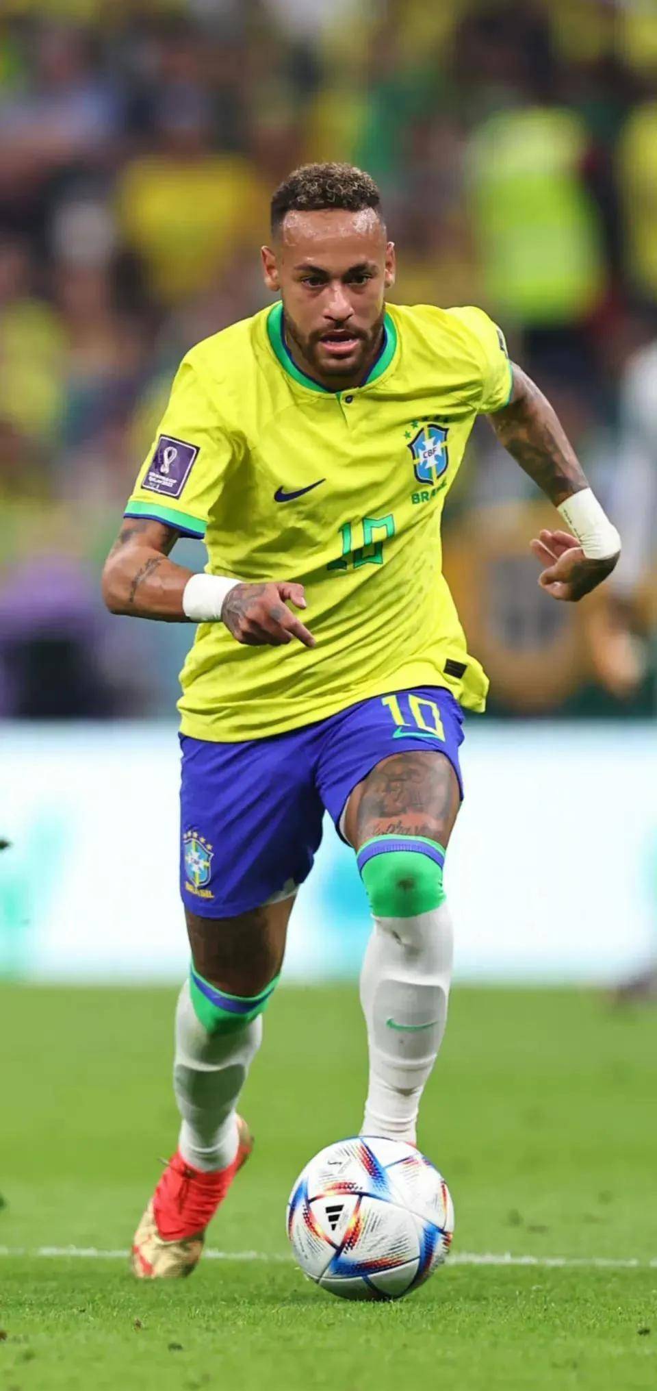 埃尔切老板：阿根廷队的到来纯属偶然，希望梅西能加盟我们（埃尔切老板称阿根廷队意外造访，盼梅西加盟）